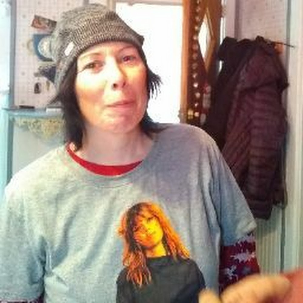 Meet your Posher, Renee
